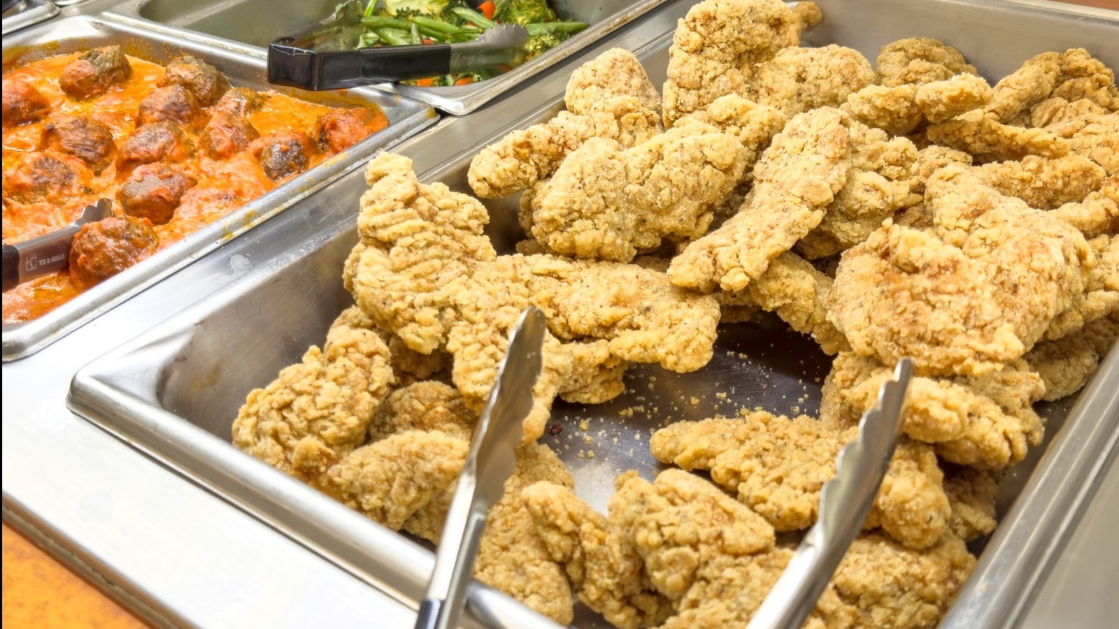 What Take Out Looks Like At A Golden Corral Buffet