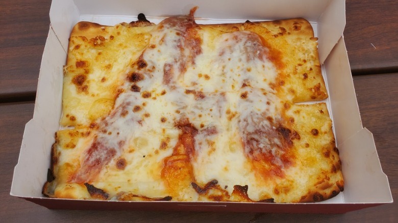 box of cheese Pizza Flatz from Sheetz