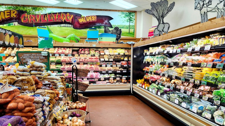 Interior Trader Joe's