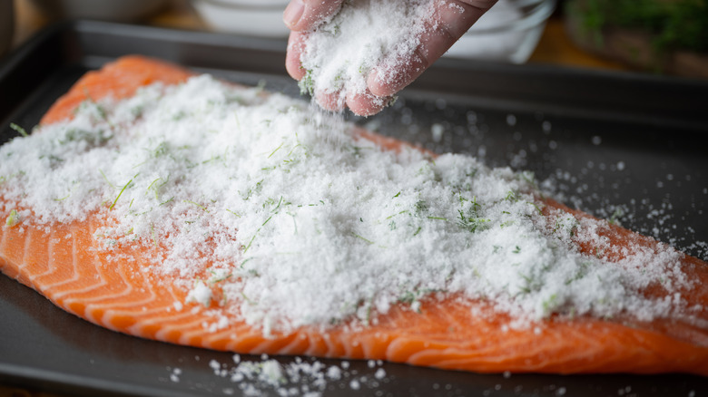 Curing salmon fillet