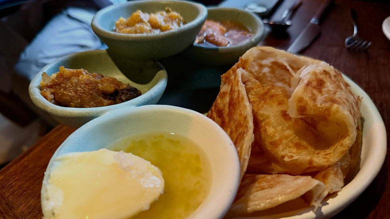 The bread and chutney service at Kabawa