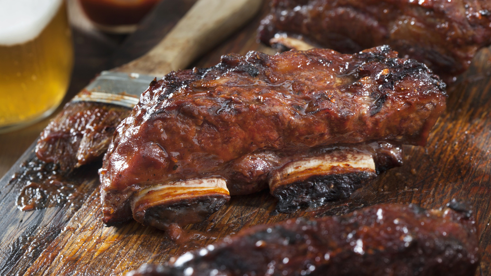 Was ist der Unterschied zwischen Rinderrippchen und Spareribs? Spare Ribs