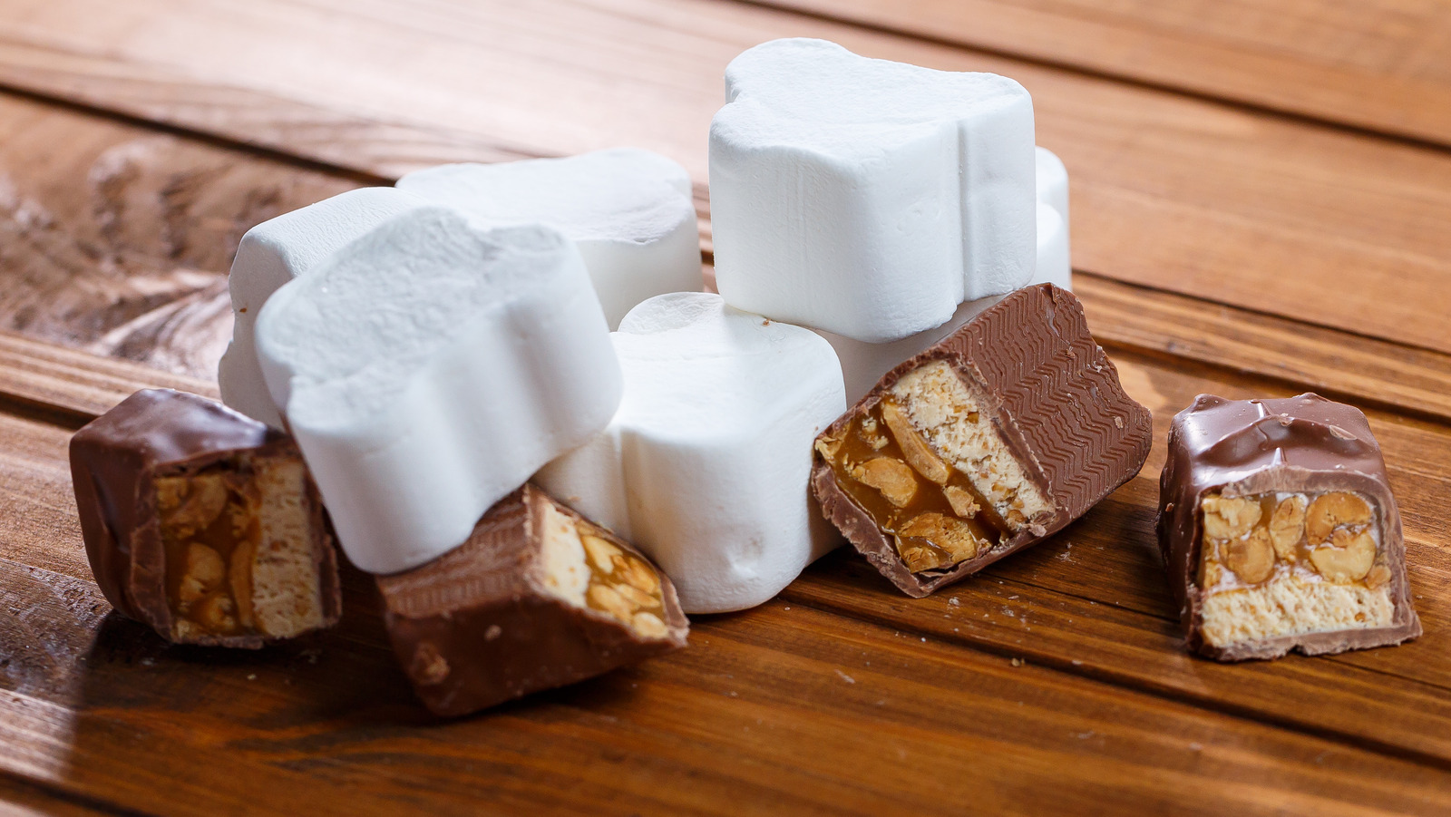 What's The Difference Between Nougat And Marshmallow?