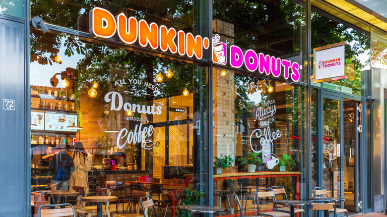 Dunkin' storefront