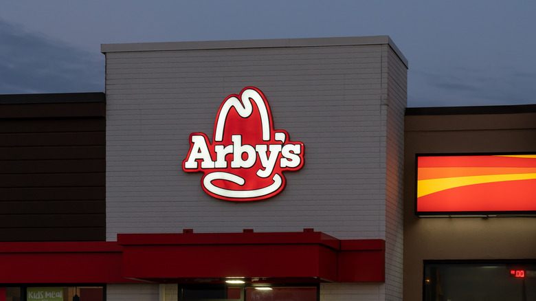 Arby's exterior building and signage