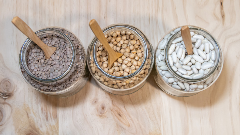 Bulk storage of legumes in glass jars