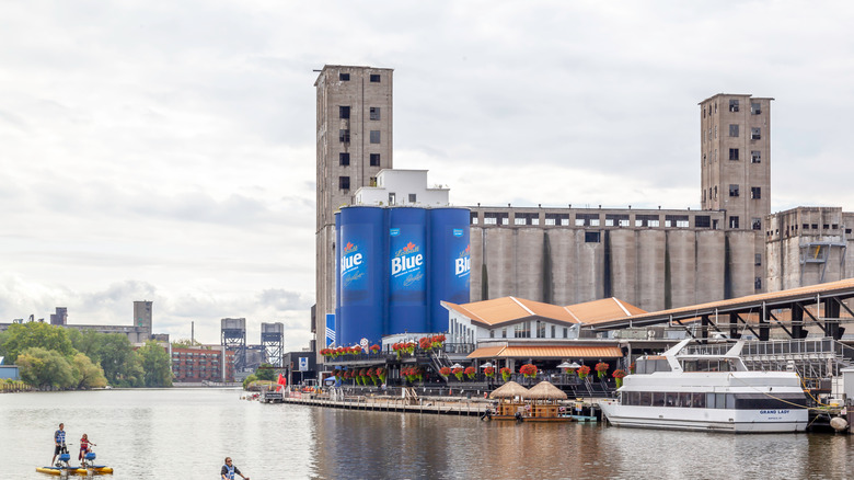 Labatt's Buffalo brewery and restaurant