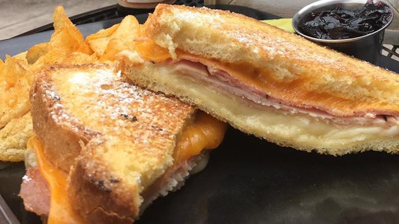 Monte Cristo grilled cheese