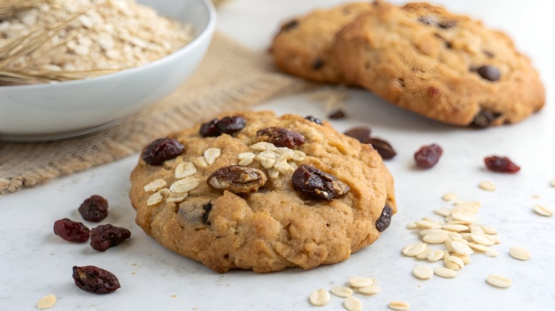 oatmeal raisin cookies made with soaked raisins