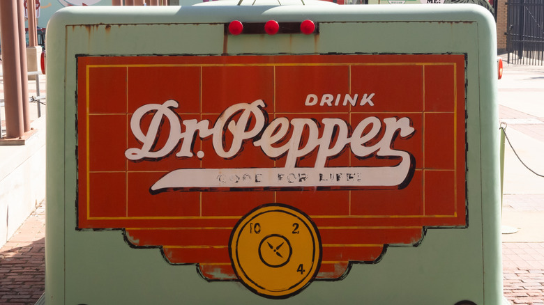 vintage Dr Pepper logo