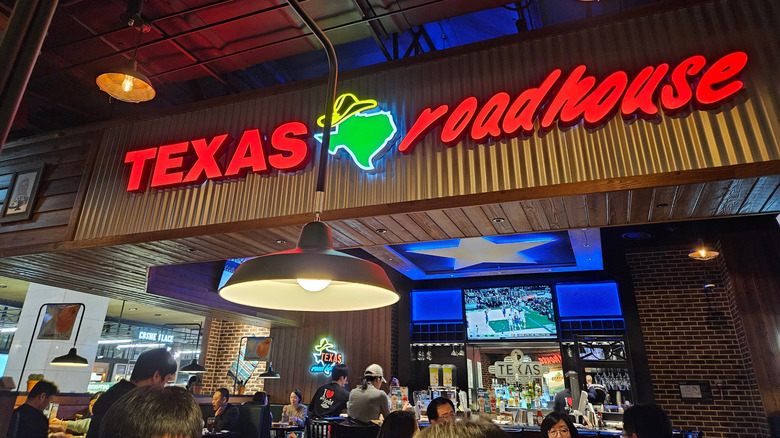 A Texas Roadhouse restaurant