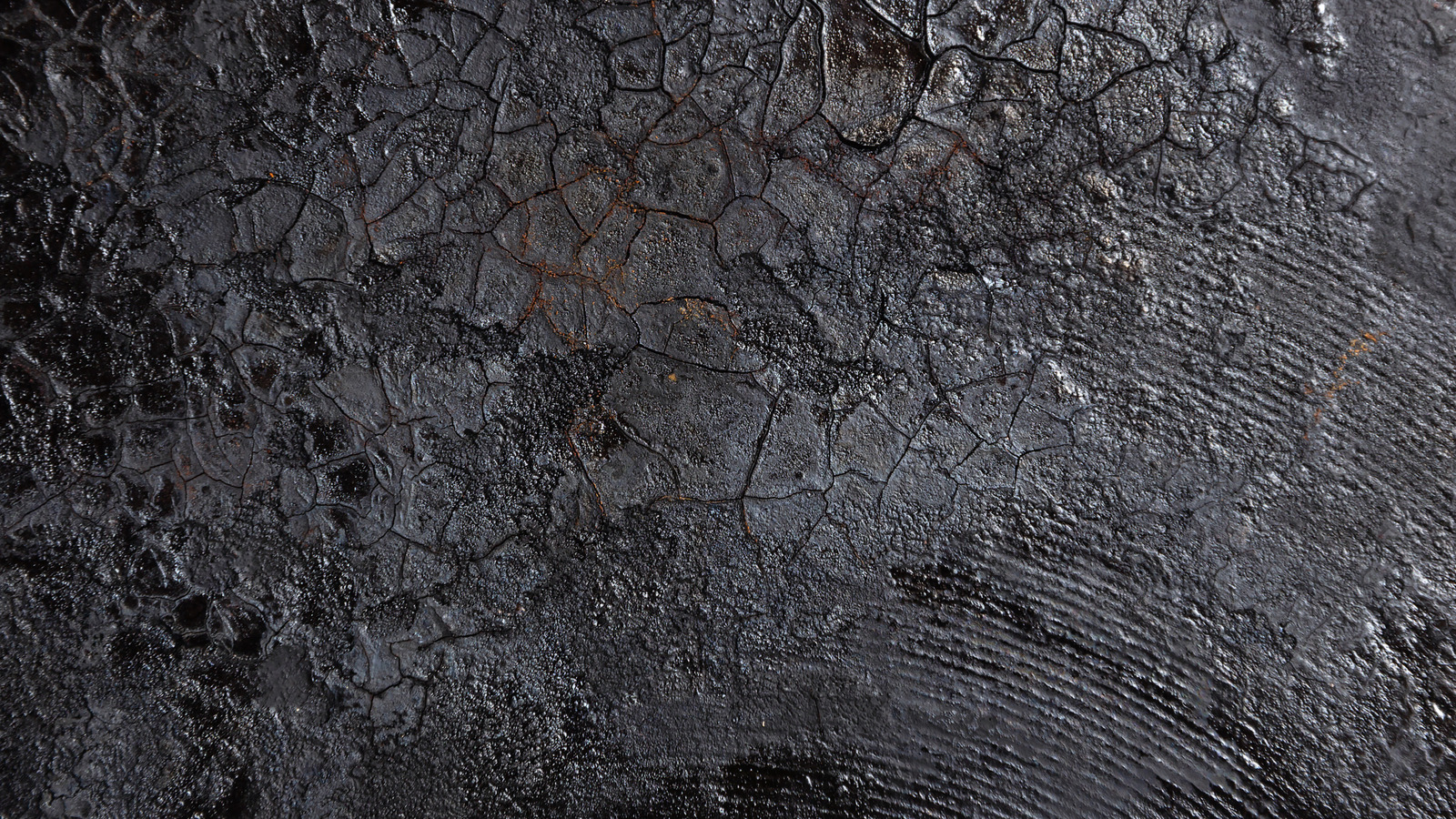 The Cracks in the Iron Curtain of Budapest