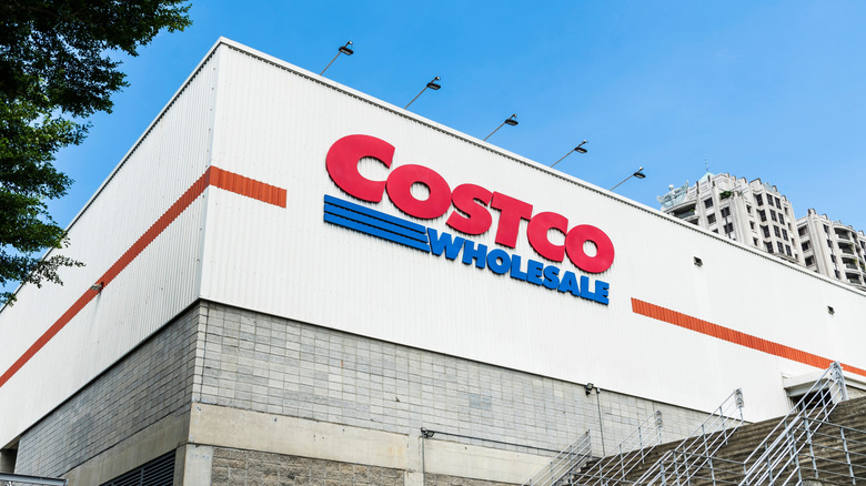 The sign on a Costco store.