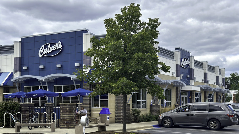 Exterior photo of a Culver's restaurant