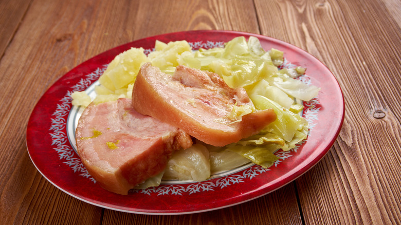 Irish dish of bacon and cabbage