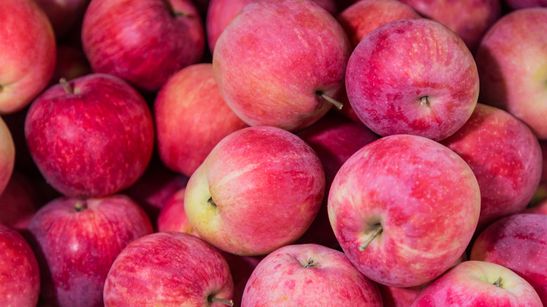 Apples with waxy coating