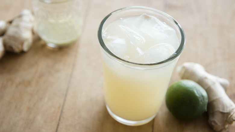 A glass of ginger ale