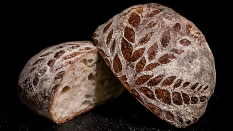 bread with patterned score