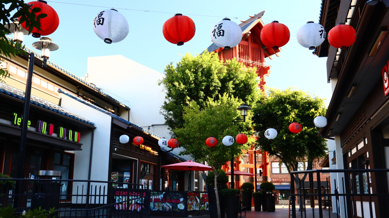 Business courtyard in Little Tokyo, Los Angeles