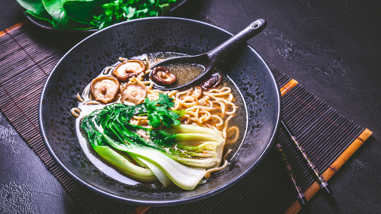 ramen noodle soup with broth