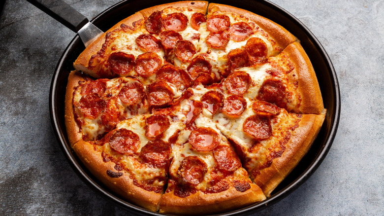 A Pizza Hut pan pizza