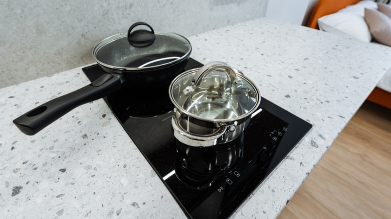 A light quartz countertop.