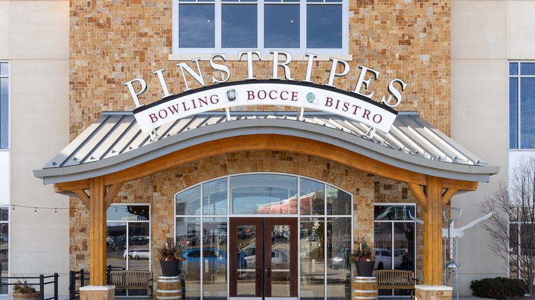 The exterior of a Pinstripes restaurant in Chicago.