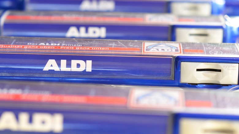 Aldi shopping carts