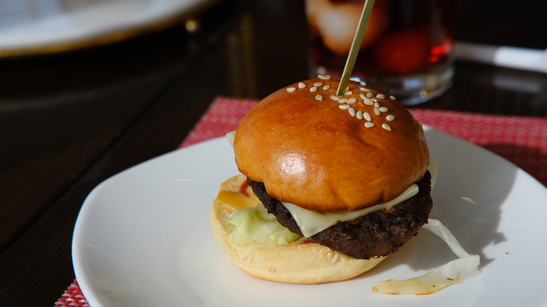 bar burger
