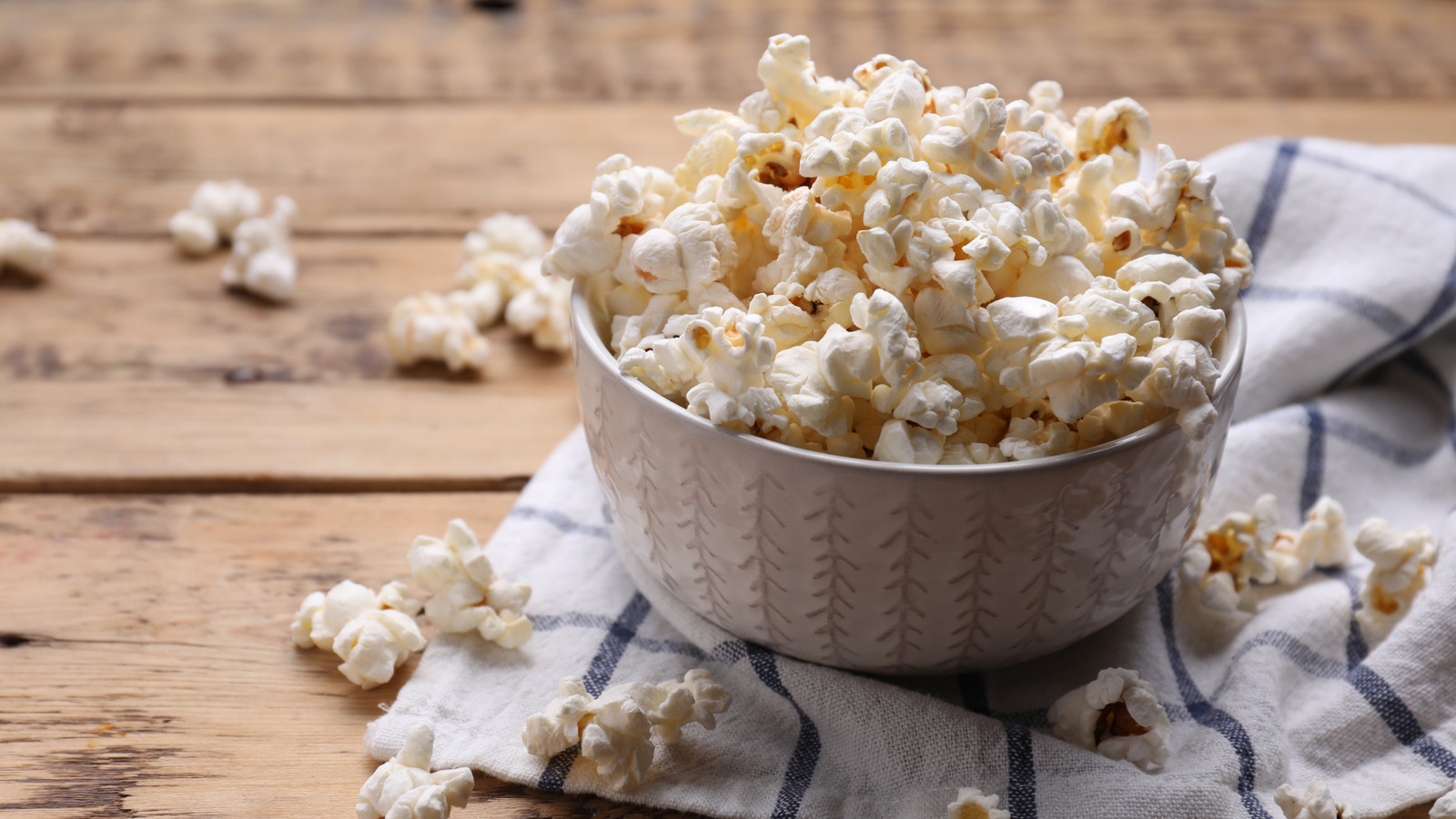 Should You Be Cooking Popcorn In The Air Fryer?