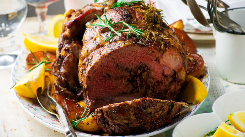 Roasted lamb with lemon and rosemary