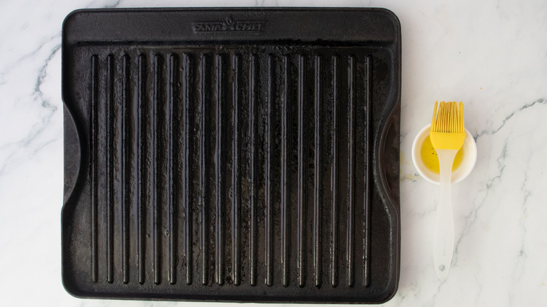 Grill pan brushed with olive oil