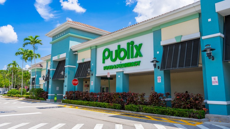 Exterior of Publix store