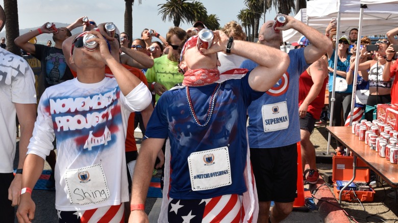 competitors at the beer mile world classic