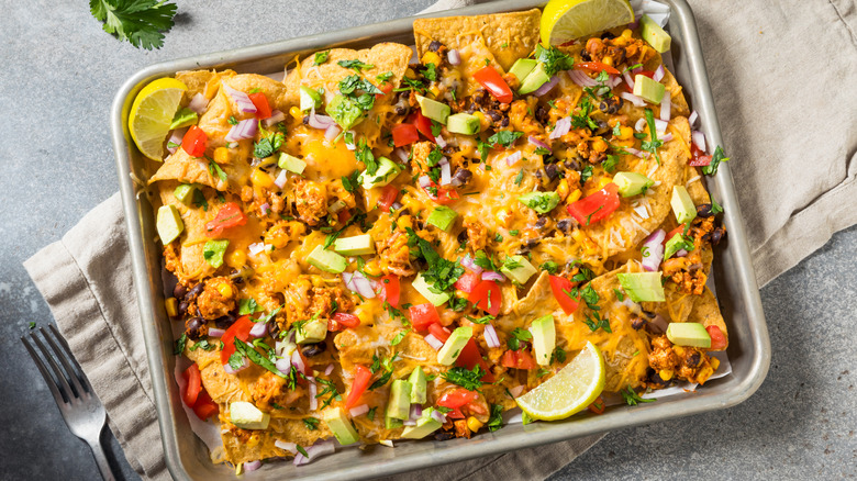 loaded sheet pan nachos