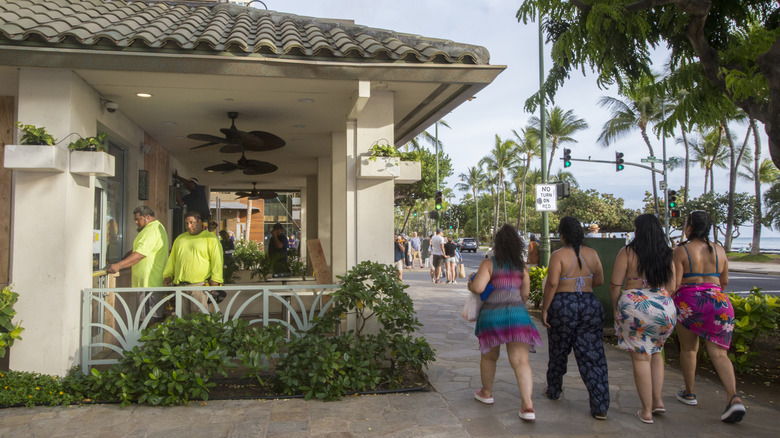 Honolulu McDonald's exterior with patrons
