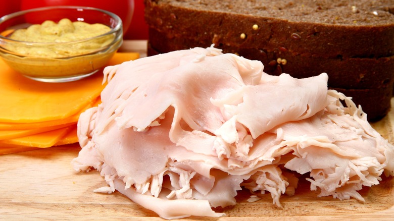 ingredients for a turkey sandwich