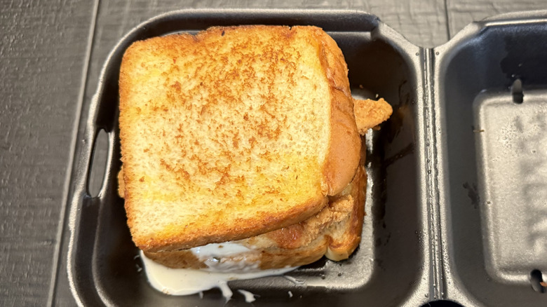 Zaxby's Kickin Chicken Sandwich