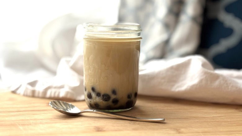 boba tea made with almond milk