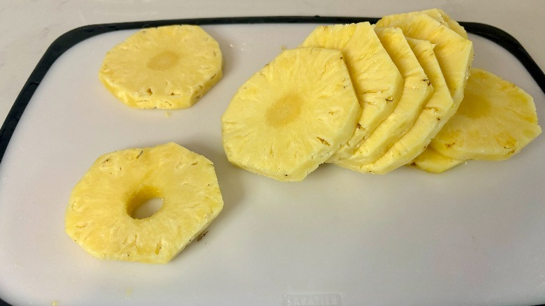 Pineapple rounds