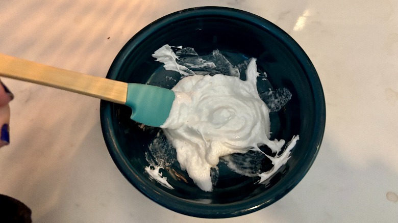 Melted marshmallows in a bowl