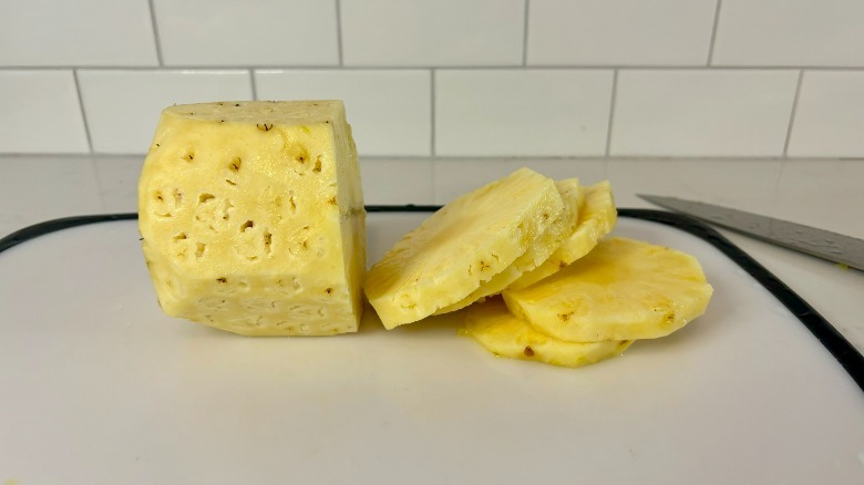 Pineapple slices